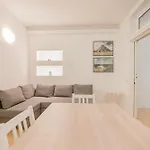 Casa Falco - 15 Min Dalla Stazione E Dal Centro